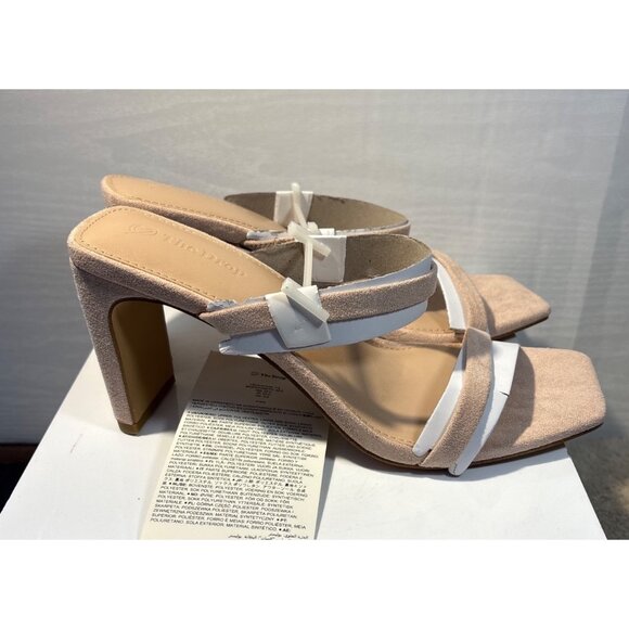 The Drop Sandals Womens 7.5 Beige Heeled White Beige Straps & Square Toe Design - Picture 4 of 13